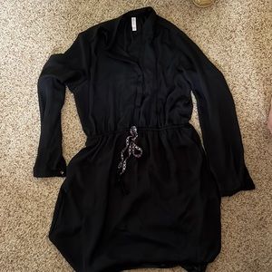 Xhilaration (Target) Adult Medium. Non stretch dress